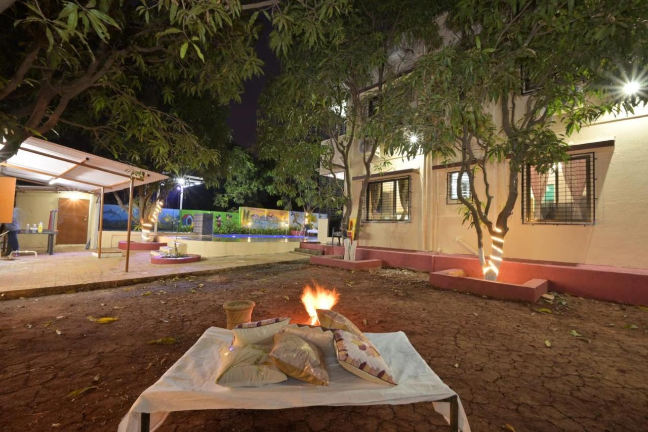 Mauli Villa Нерал Екстериор снимка