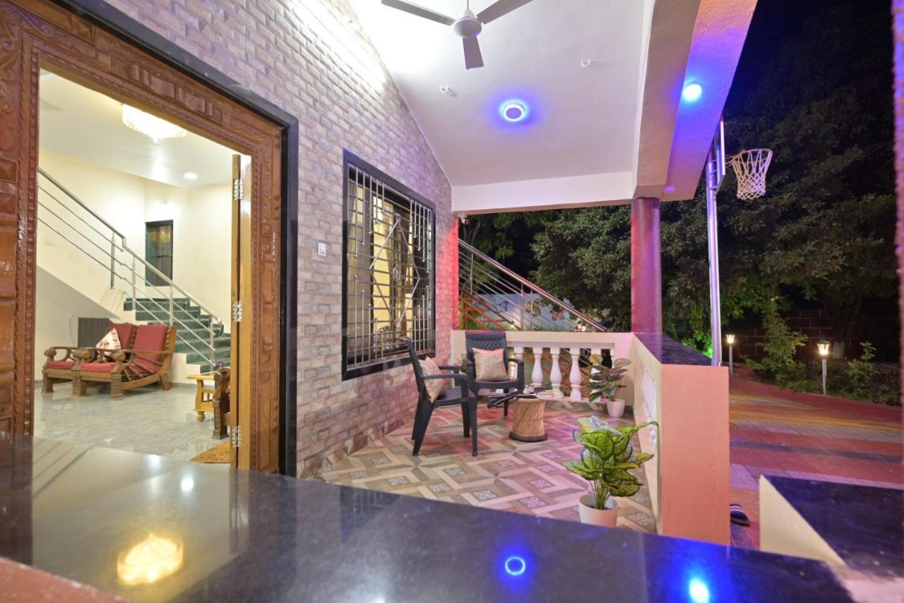 Mauli Villa Нерал Екстериор снимка